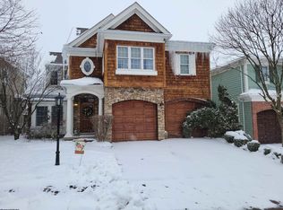 905 Suncrest Pl, Morgantown, WV 26505
