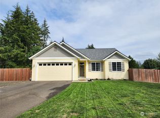 121 E Cardinal Ct, Allyn, WA 98524
