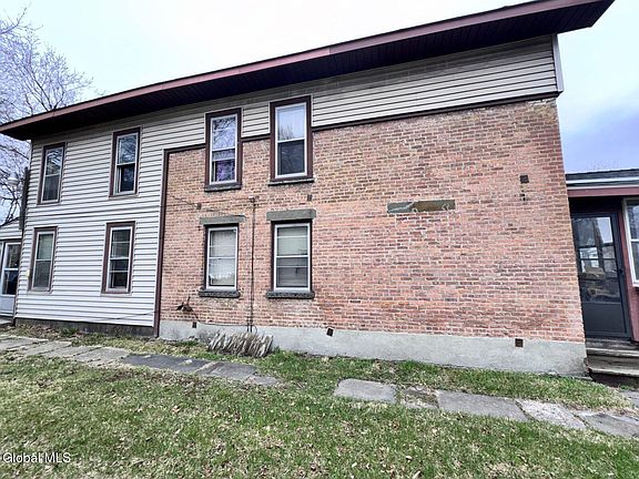 4th image of 579 6th Avenue