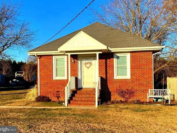 511 Academy St, Hurlock, MD 21643
