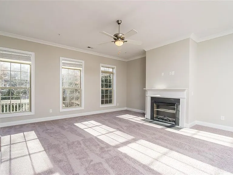 2256 Tenor Ln — Photo 7
