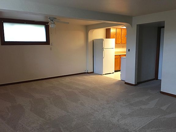 3rd image of 2602 Everett Ave APT 7