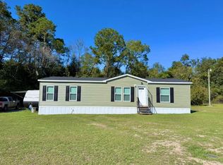 292 Robin Ln, Moultrie, GA 31788