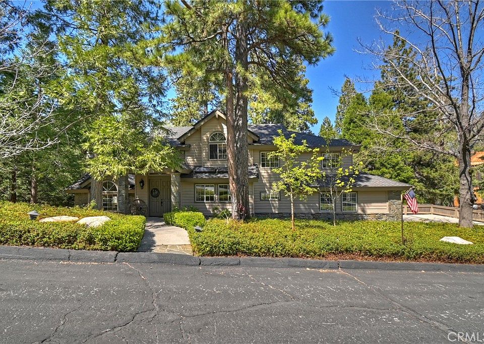 1st image of 355 Cedar Ridge Dr