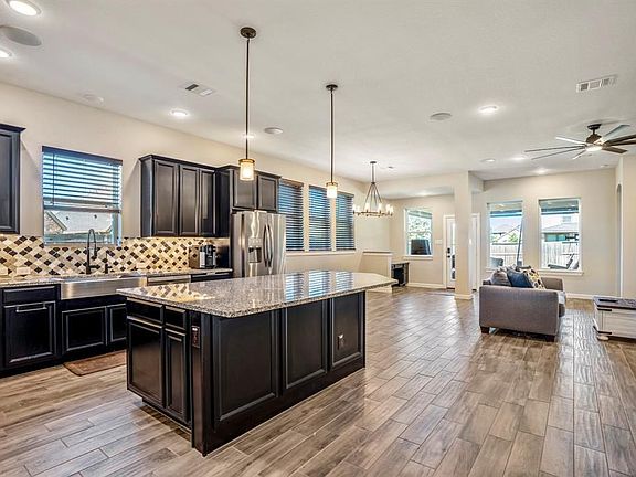 4th image of 6914 Brazos Trail Ct