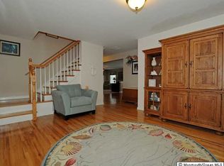 446 Turf Dr, Freehold, NJ 07728