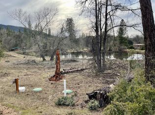 2 423rd Rd, Oakhurst, CA 93644