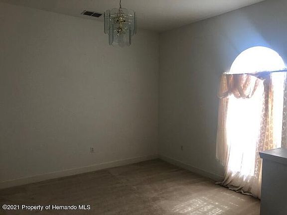 3rd image of 5525 Thorngrove Way