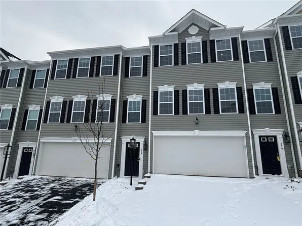 182 Lockheed Dr, Coraopolis, PA 15108