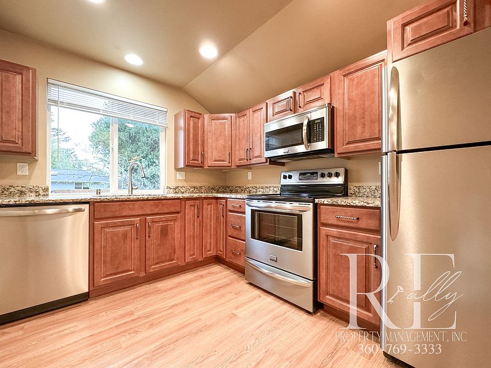 1st image of 1308 Russell Ave SE #A