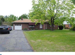 21 E Franklin Ave, Edgewater Park, NJ 08010