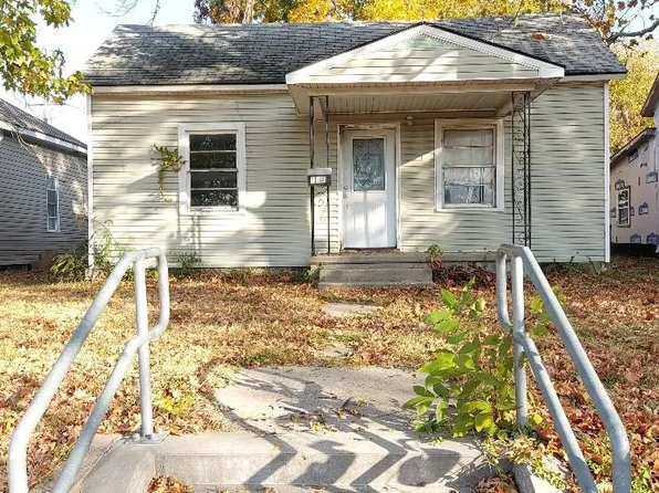 107 E 20th St, Pittsburg, KS 66762