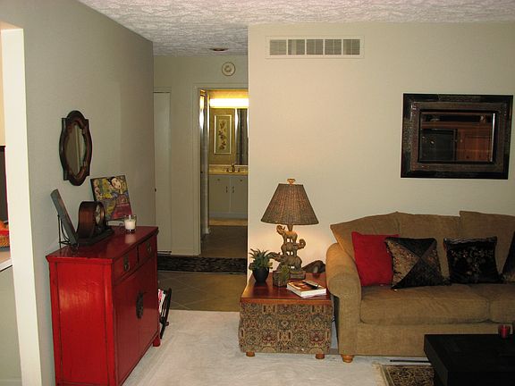 Living Room & Hallway