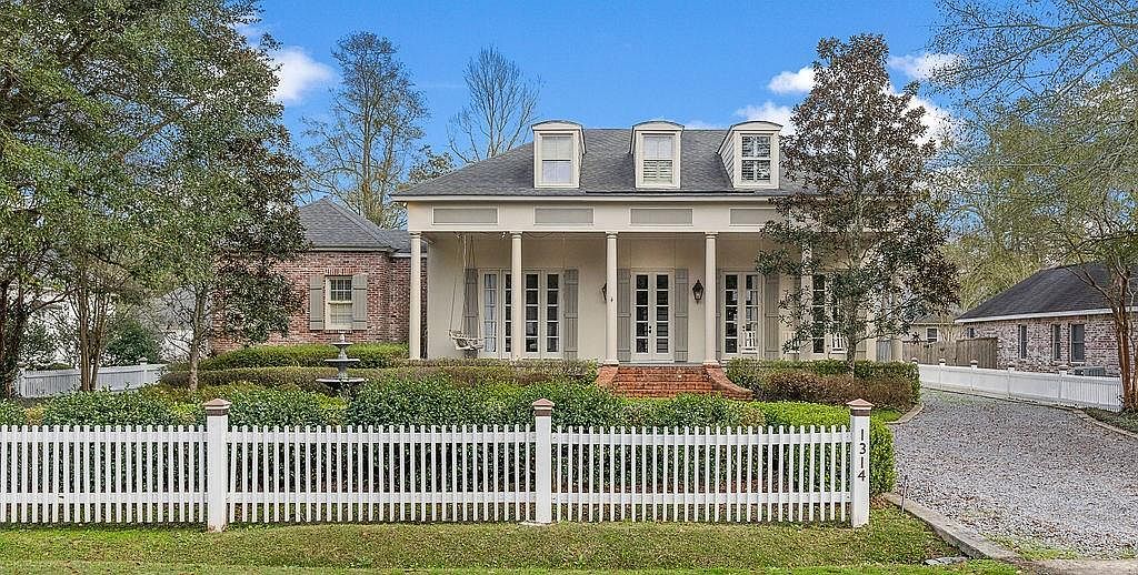 1314 S Jahncke Ave, Covington, LA 70433 Zillow