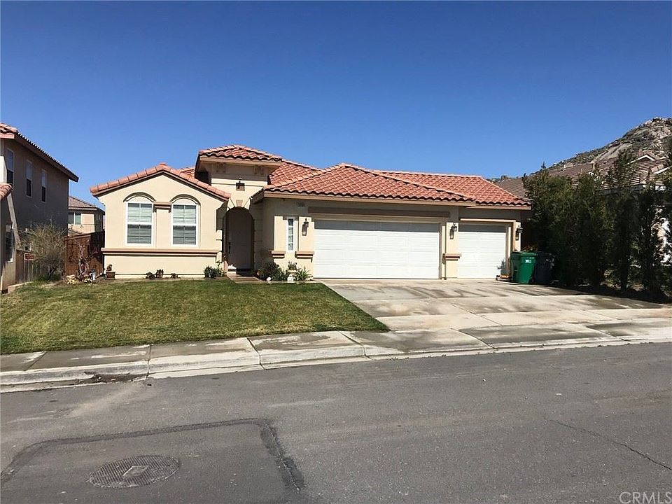 1st image of 30186 Meadow Oaks St