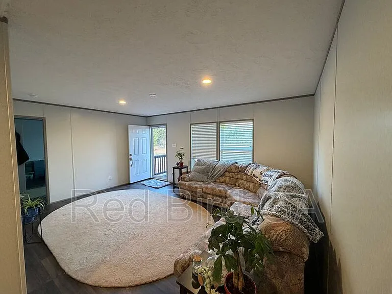 2944 Jones Chapel Rd — Photo 3