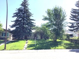 316 60th St SE, Calgary, AB T2A 4K2