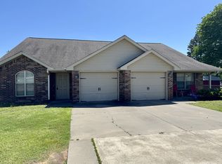 108 Davis Ln #C, Roland, OK 74954