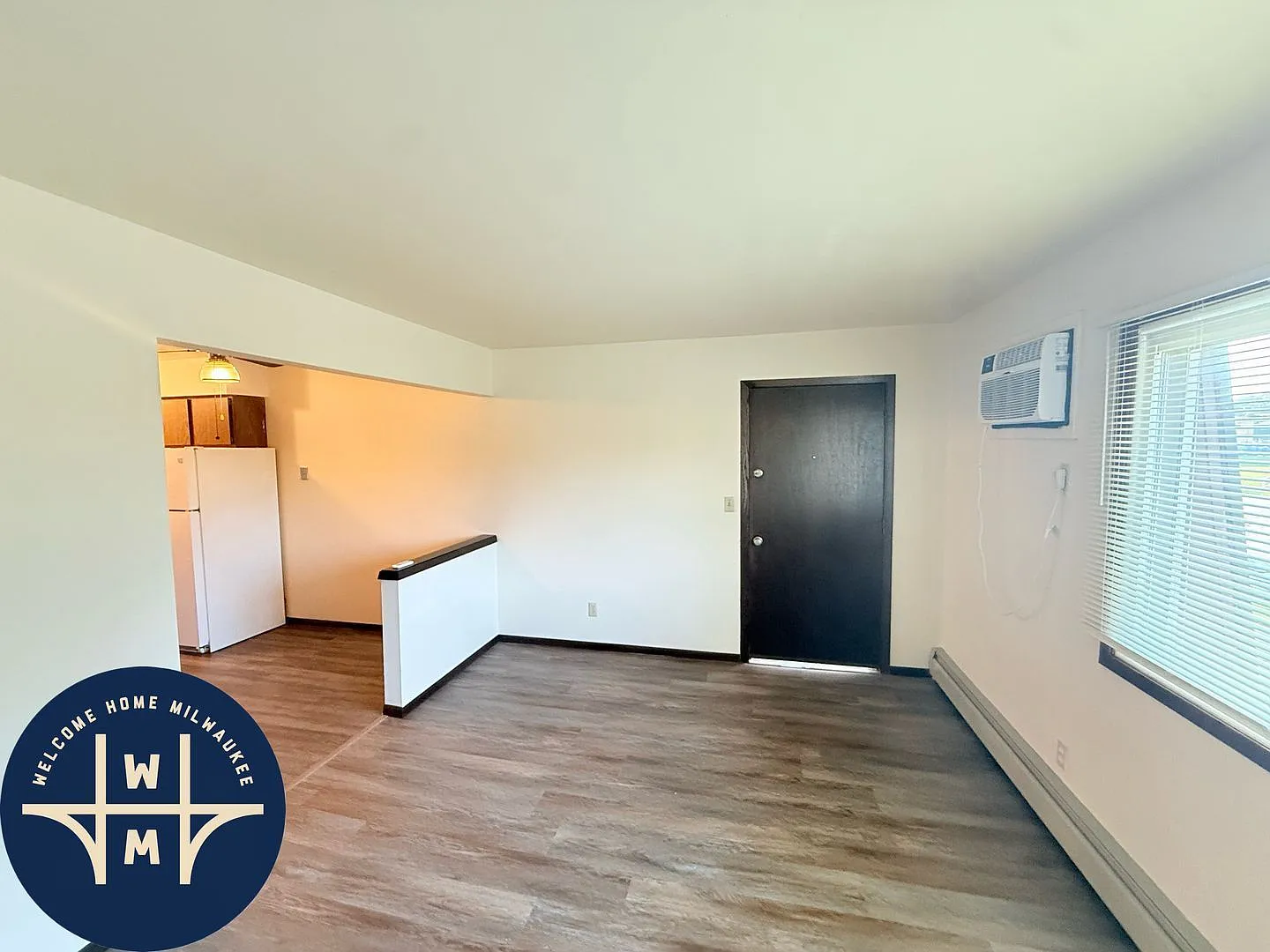 2 bed, 1.0 bath, 1000 sqft, $1,298 — Photo 1