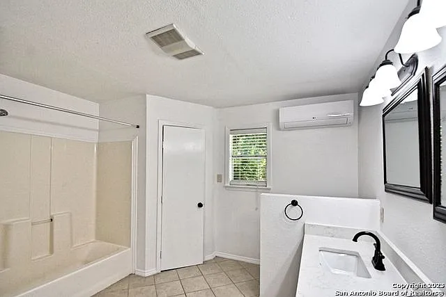 520 Avenue A — Photo 29