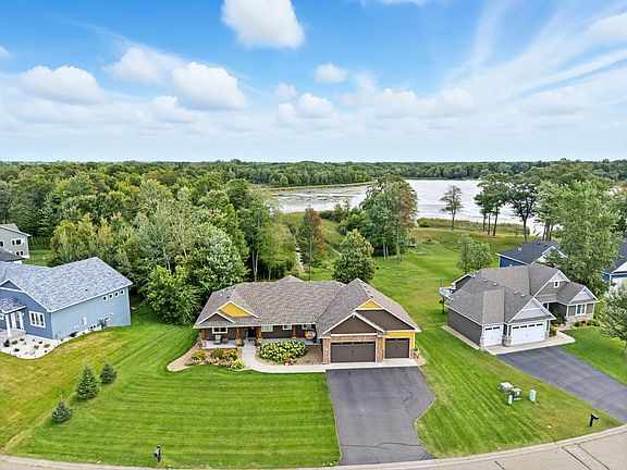 2nd image of 563 Elins Lake Rd SE