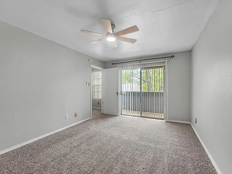 9700 Leawood Blvd #706 — Photo 9