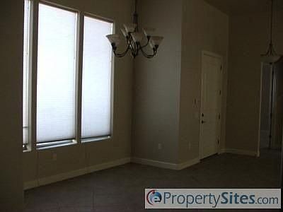 5th image of 2424 N 104th Dr