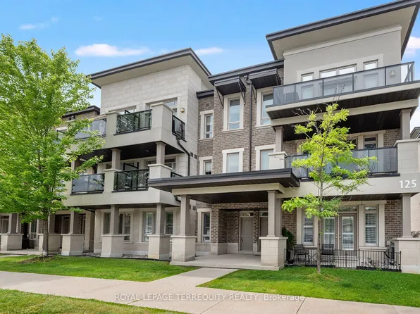 125 Kayla Cres #3, Vaughan, ON L6A 4W3
