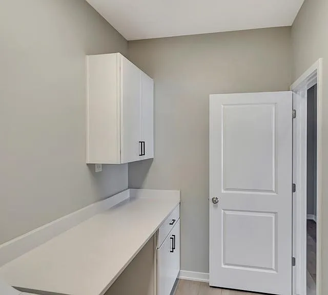 9049 S 42nd St — Photo 22