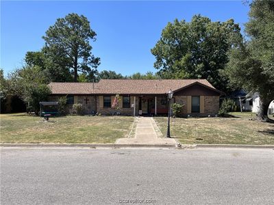 910 Anderson St, Hearne, TX, 77859