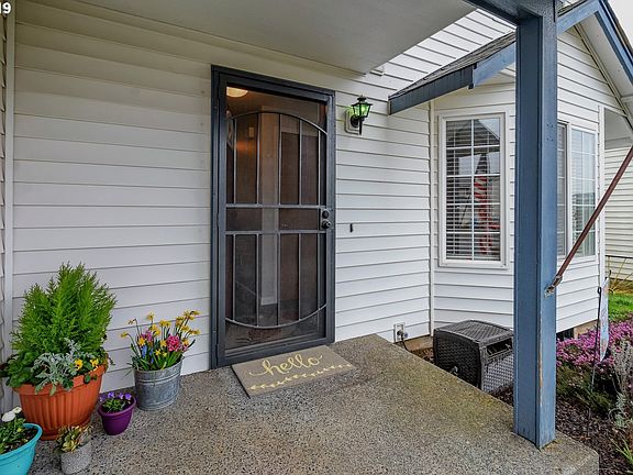 3rd image of 7417 NE 163rd Ave