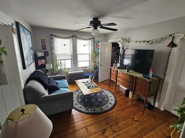 (undisclosed Address), Maynard, MA 01754