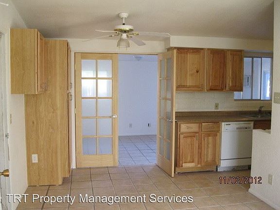 2nd image of 7393 N Dickinson Pl