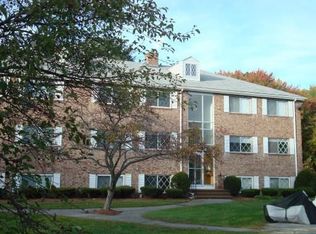 19 Fernview Ave APT 2, North Andover, MA 01845
