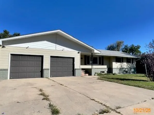 510 Saint Anthony St, Lakin, KS 67860