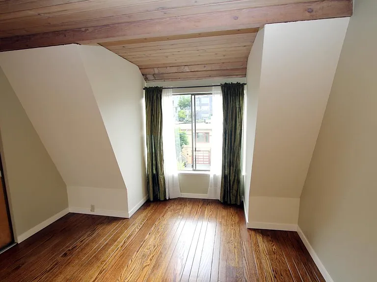 677 Connecticut St — Photo 13