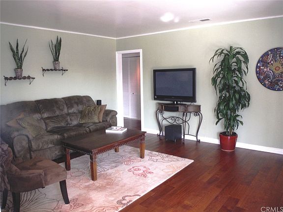 3rd image of 14735 Bodger Ave