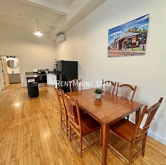 113 N Lancey St #202 — Photo 12