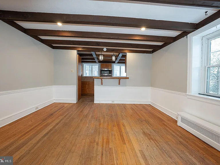 625 Chelten Hills Dr — Photo 12