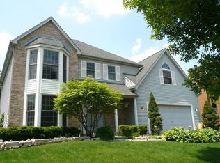 251 Millington Ln, Aurora, IL