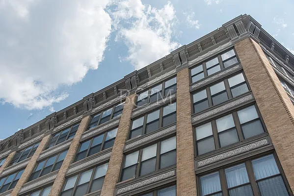 Sold by Brick&Mortar | media 57