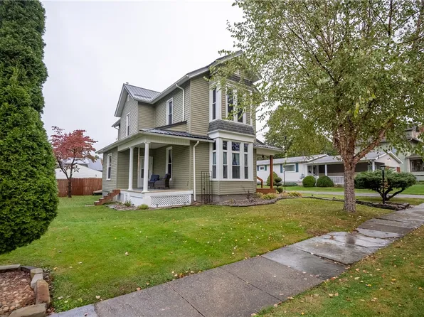 18 Chambers Ave, Greenville, PA 16125