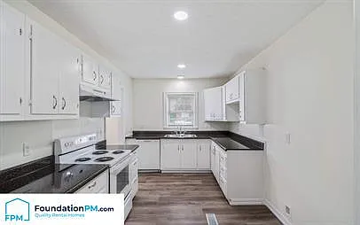 3749 Rhea Ave — Photo 3