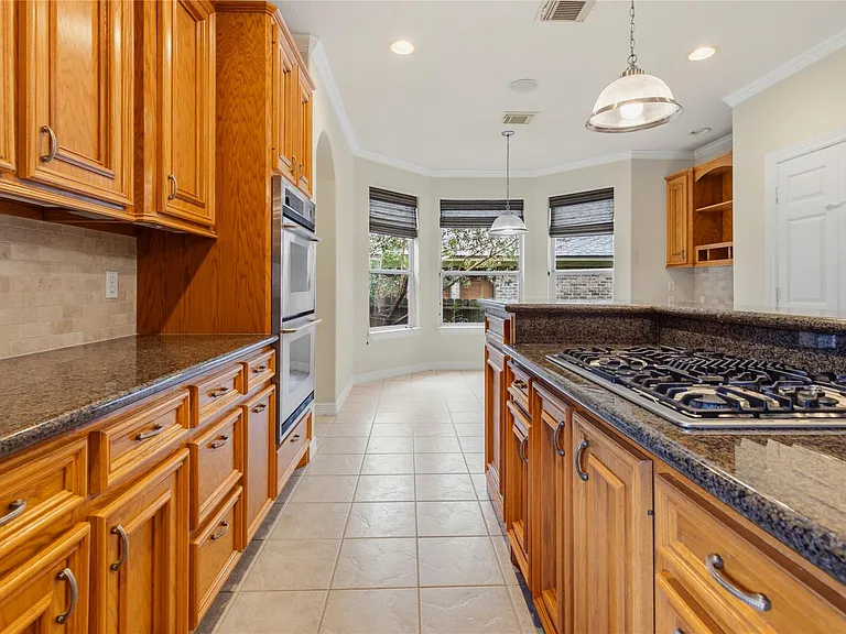 106 Lazy Springs Dr — Photo 13