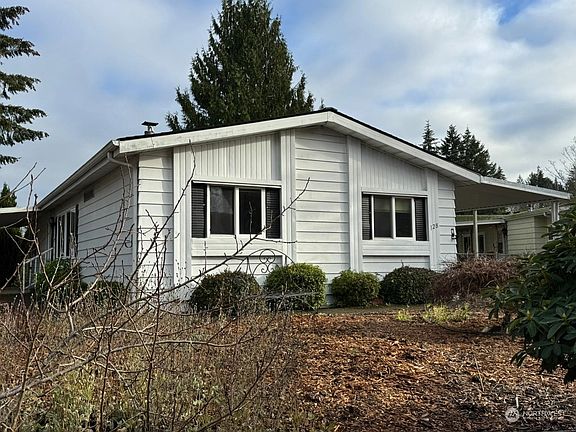 2nd image of 3700 SE 14th Avenue #128