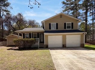 5596 Pinedale Cir, Sugar Hill, GA 30518