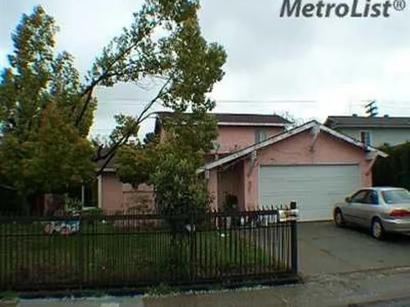 7565 Lawnwood Dr, Sacramento, CA 95828