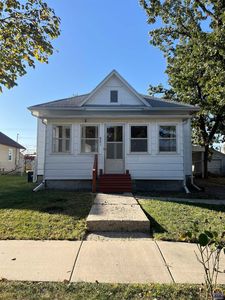 881 W 5th Ave, Emporia, KS, 66801
