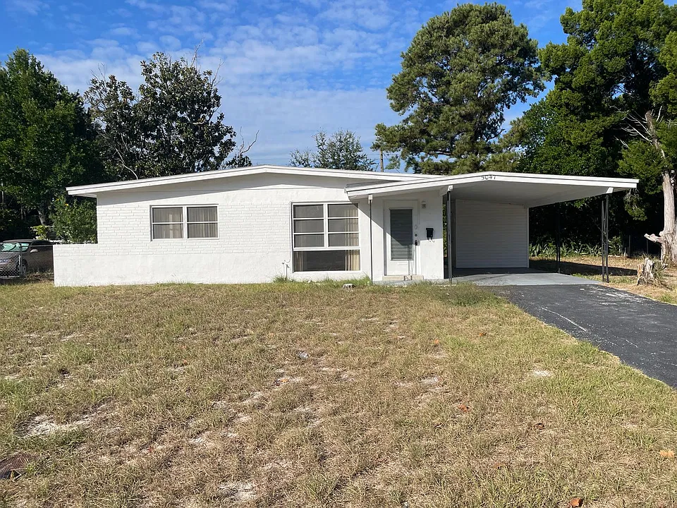 5047 Tangelo Dr