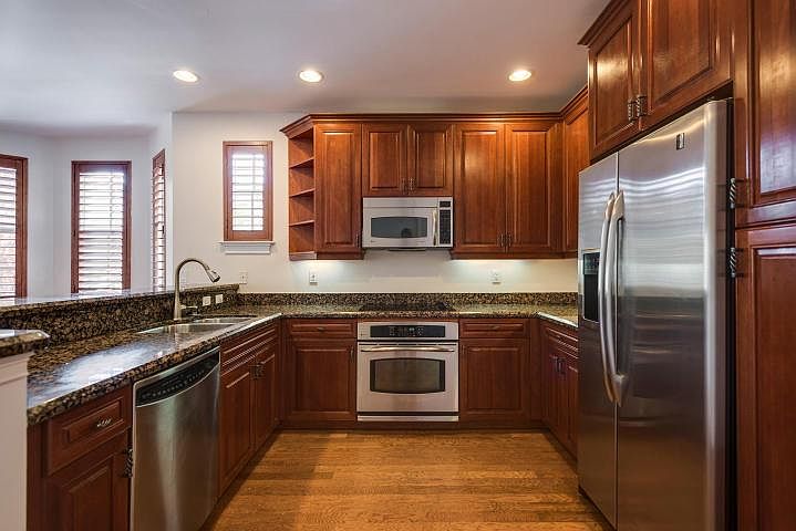 2nd image of 1059 W Heritage Club Cir #1059